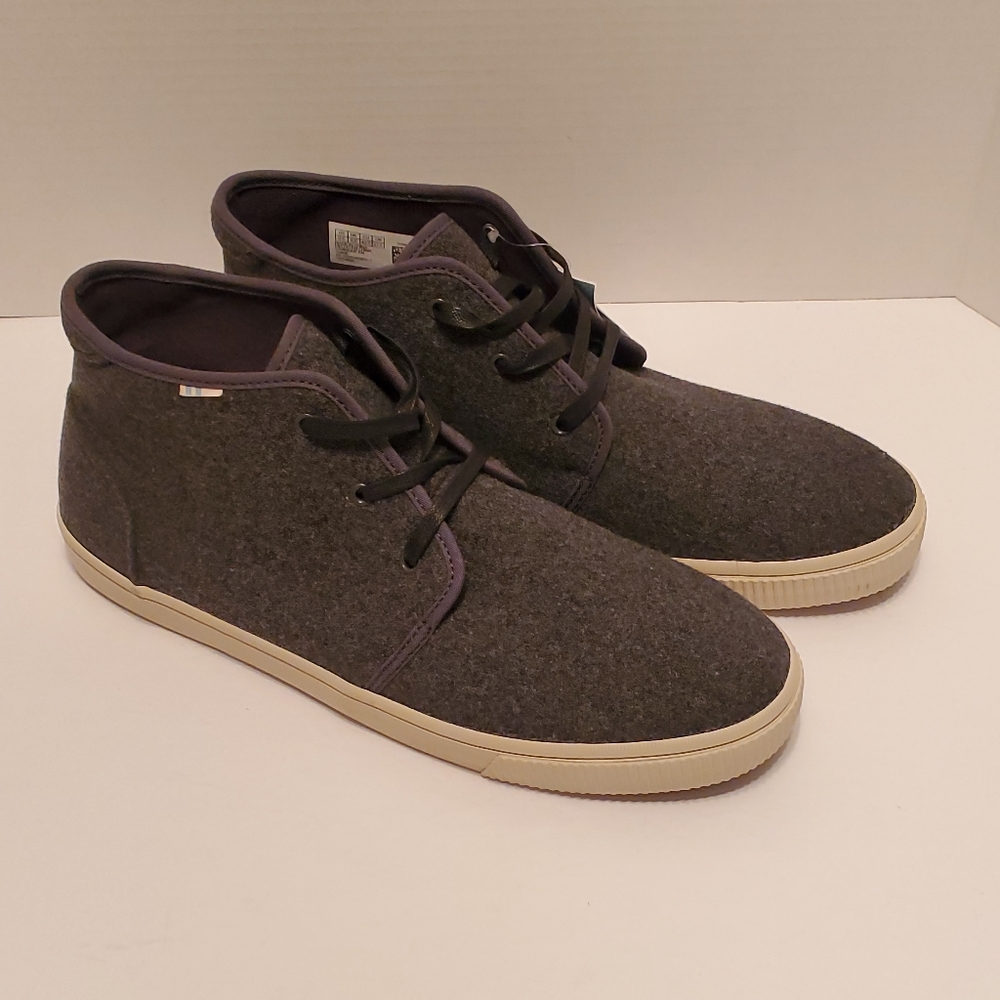 TOMS MENS BOOTS SIZE 9.5
